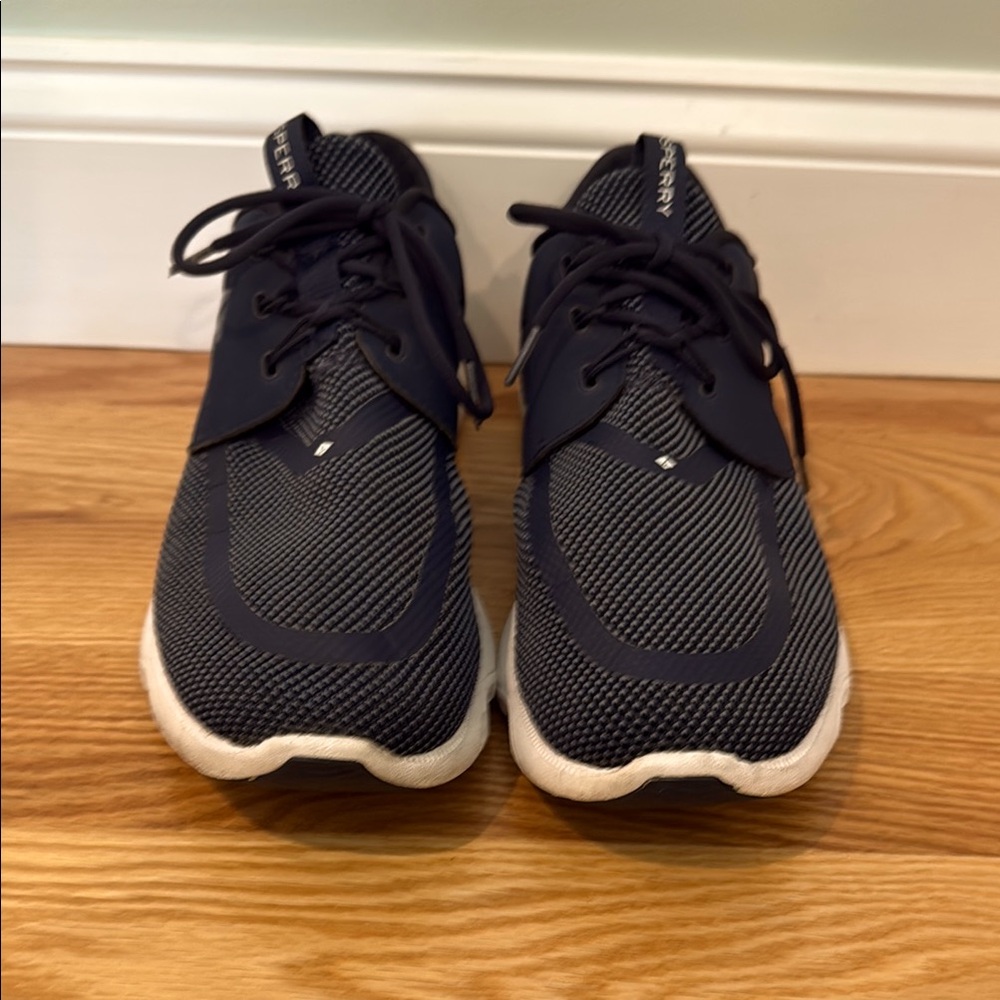Sperry Sneakers
